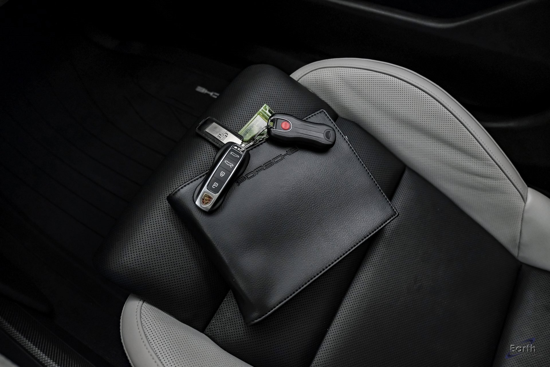 Used 2023 Porsche Taycan GTS w/ Premium Package image 92