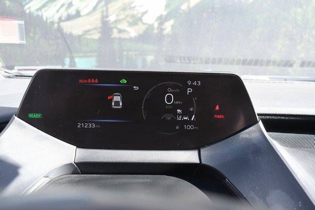 Certified 2024 Toyota Prius XLE image 31