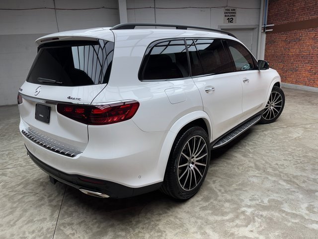 New 2026 Mercedes-Benz GLS 580 4MATIC image 5