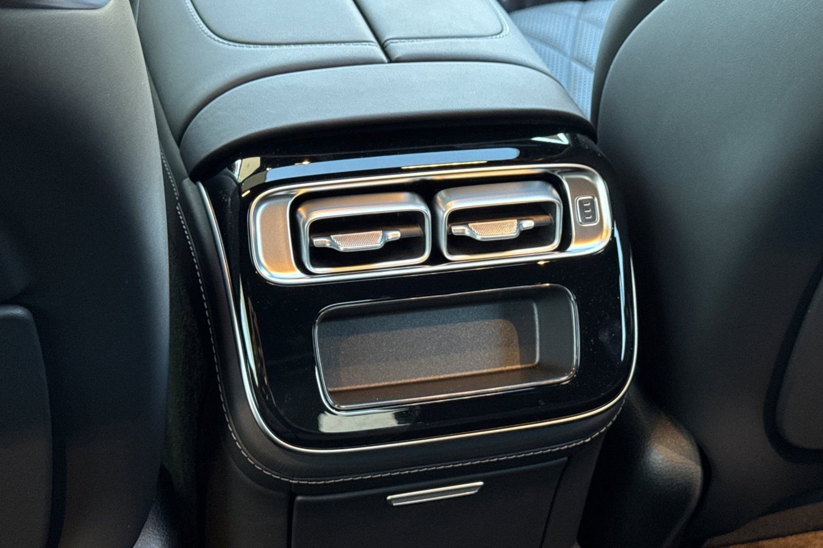 New 2026 Mercedes-Benz S 580 4MATIC Sedan image 23