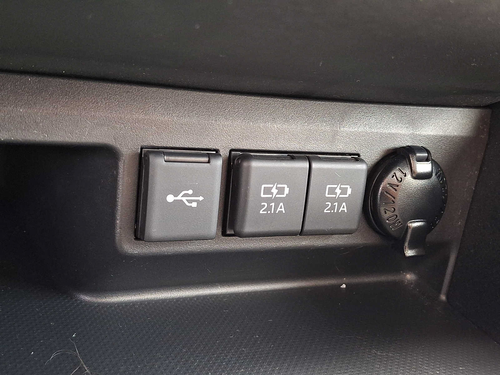 Used 2021 Toyota Highlander Limited AWD/4WD image 28