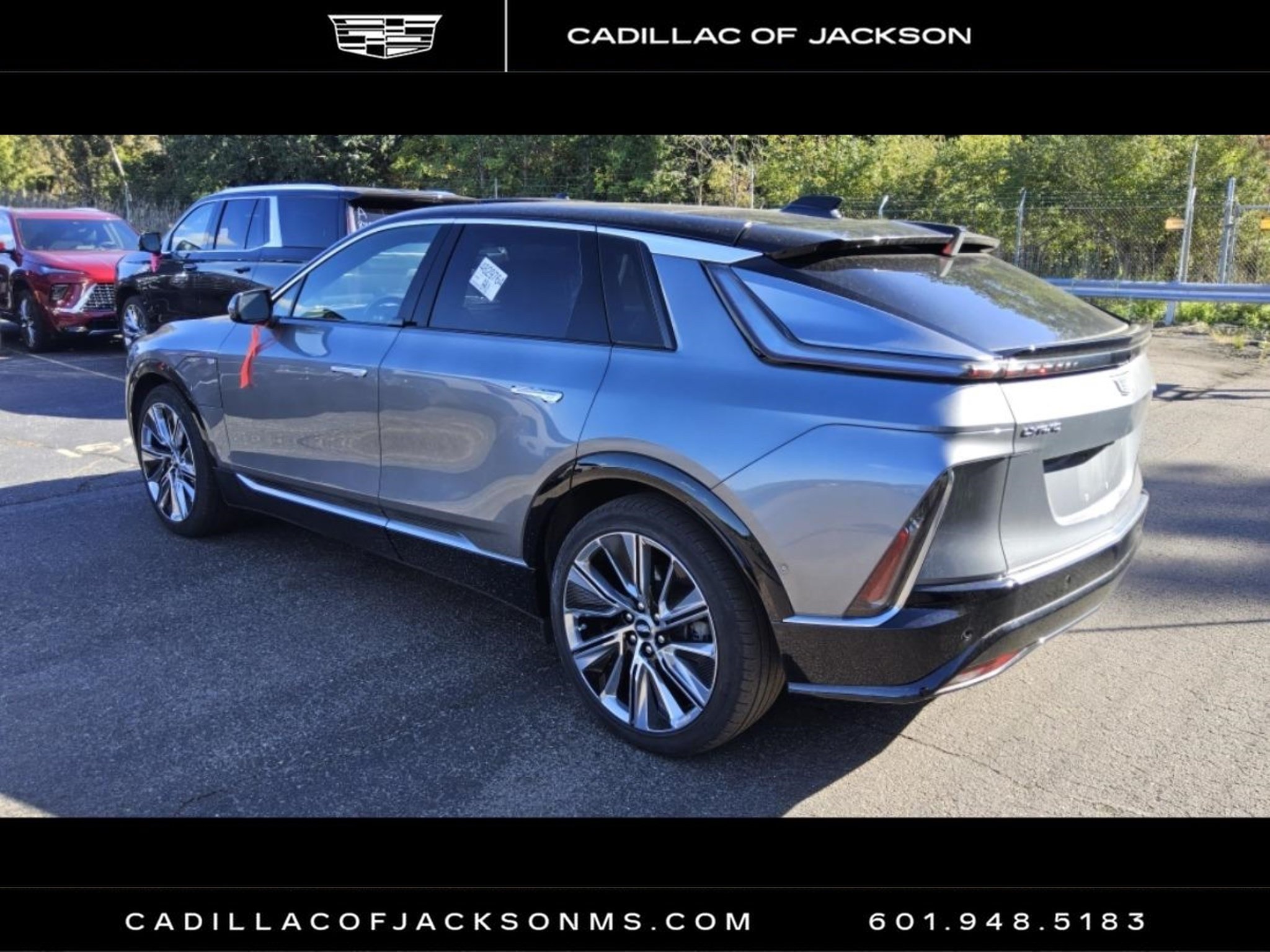 Used 2023 Cadillac Lyriq 2WD image 3