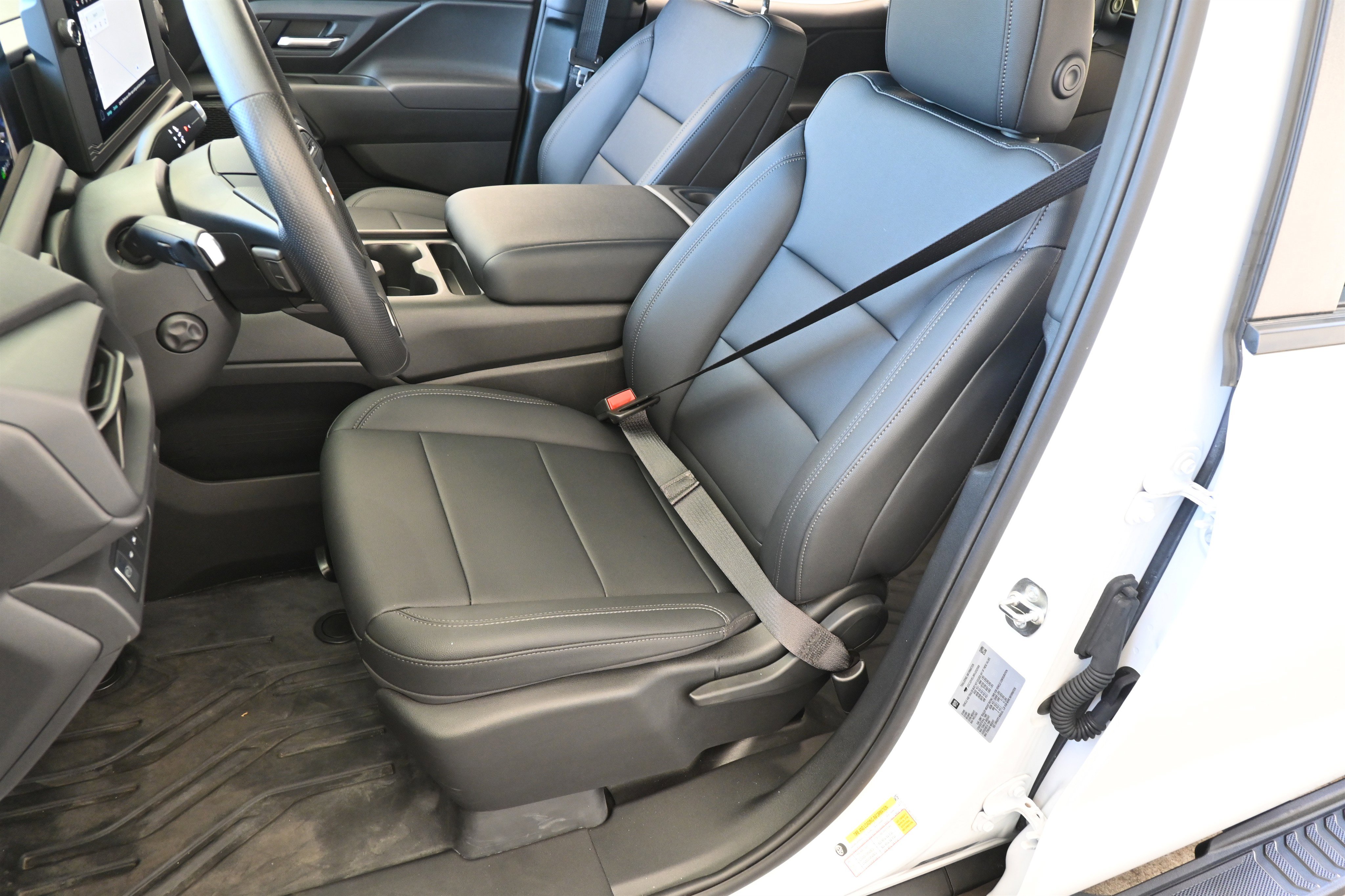 Used 2024 Chevrolet Silverado EV W/T image 16