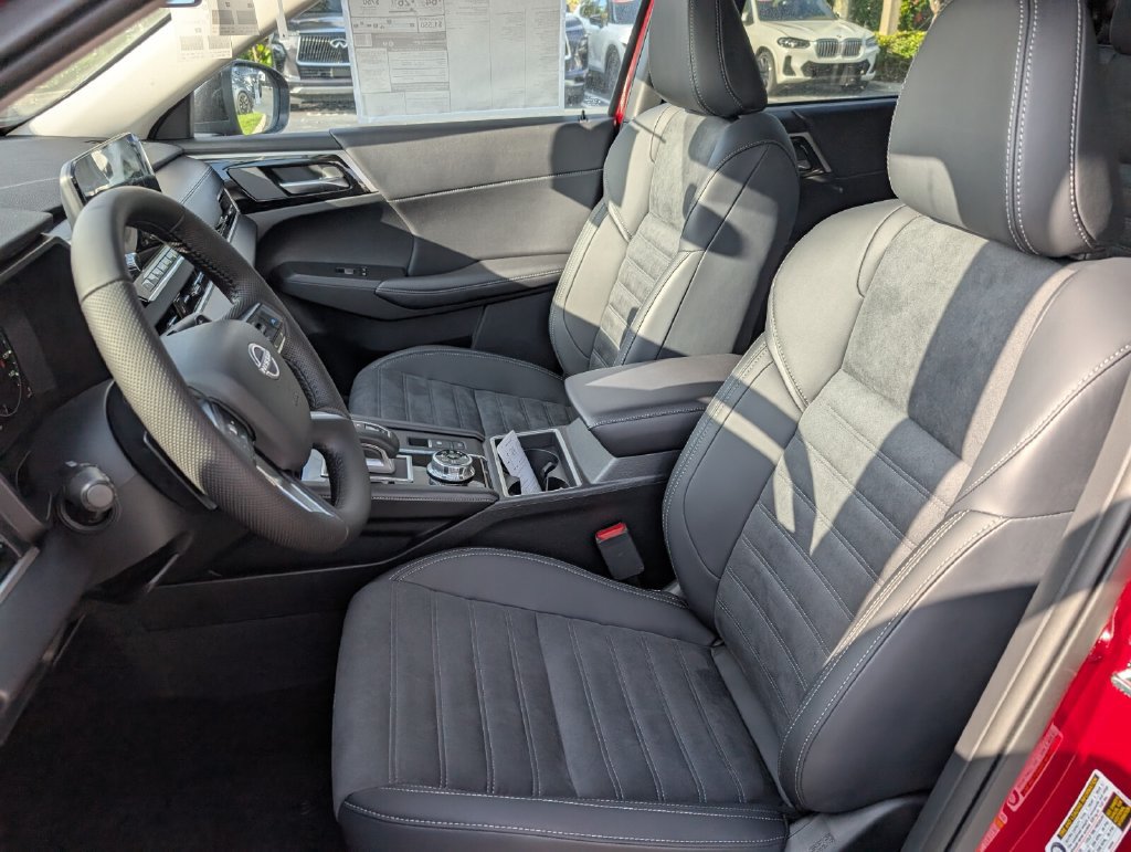 New 2026 Nissan Rogue SL AWD/4WD image 10