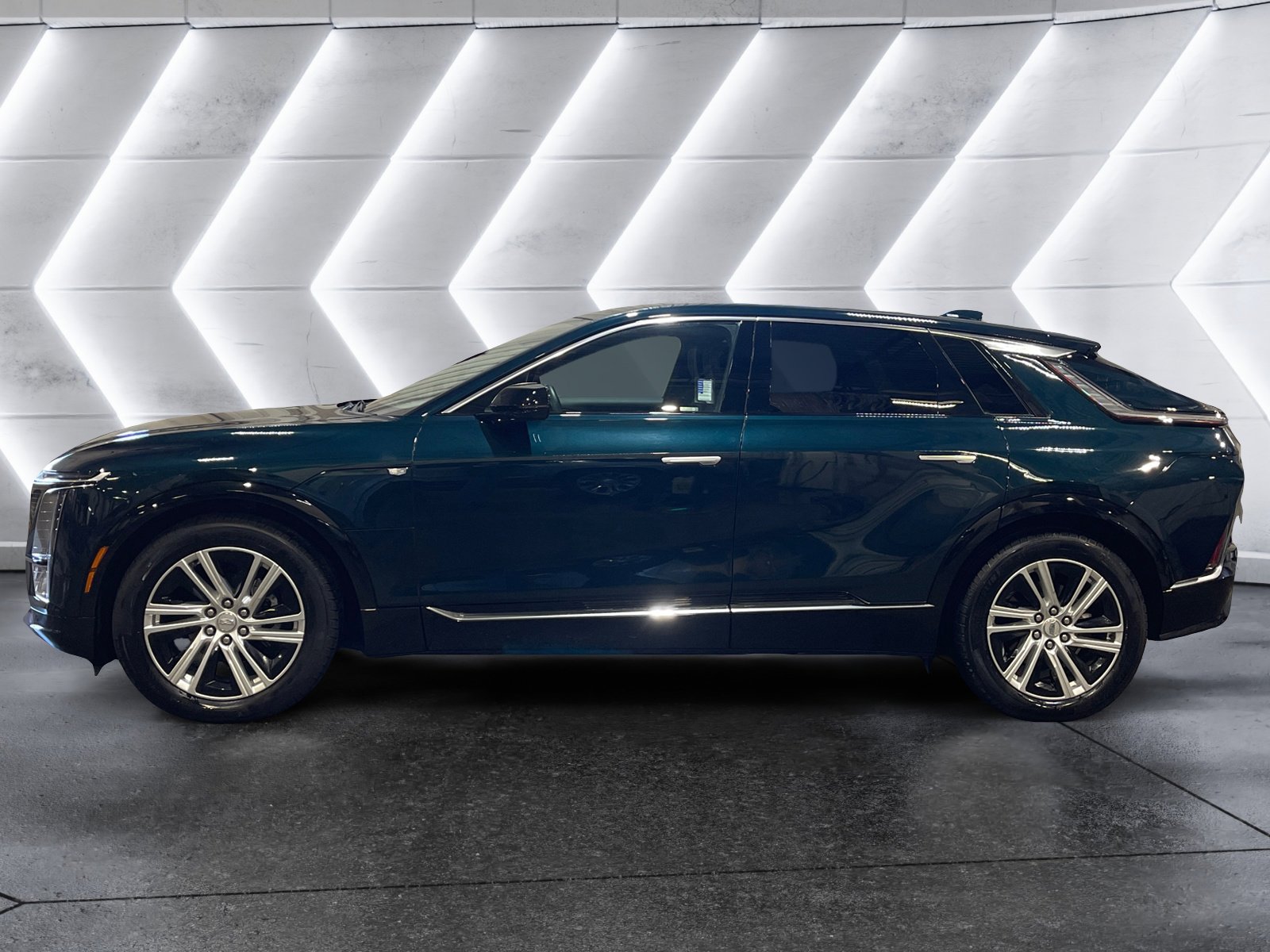 Used 2024 Cadillac Lyriq Tech w/ LPO, Floor Liner Package image 3