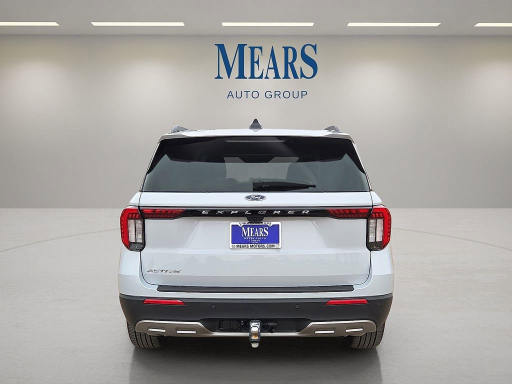 Used 2026 Ford Explorer Active w/ Active Comfort Package image 4