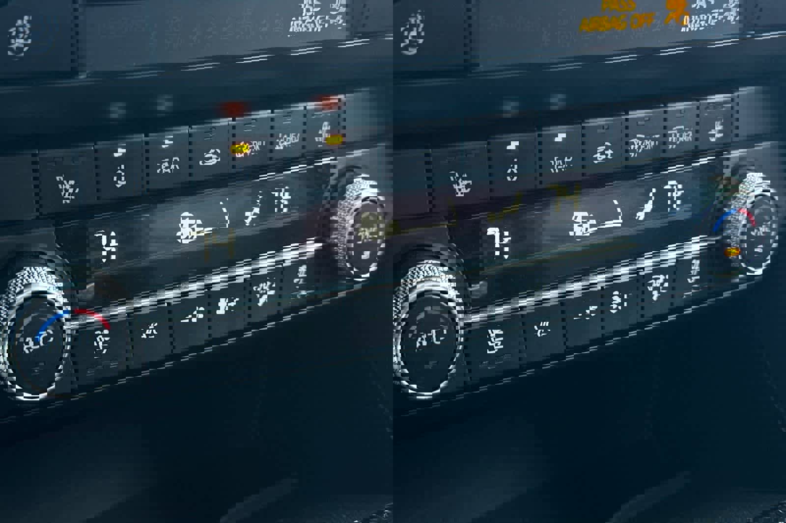 Used 2023 MAZDA CX-9 Carbon Edition image 22