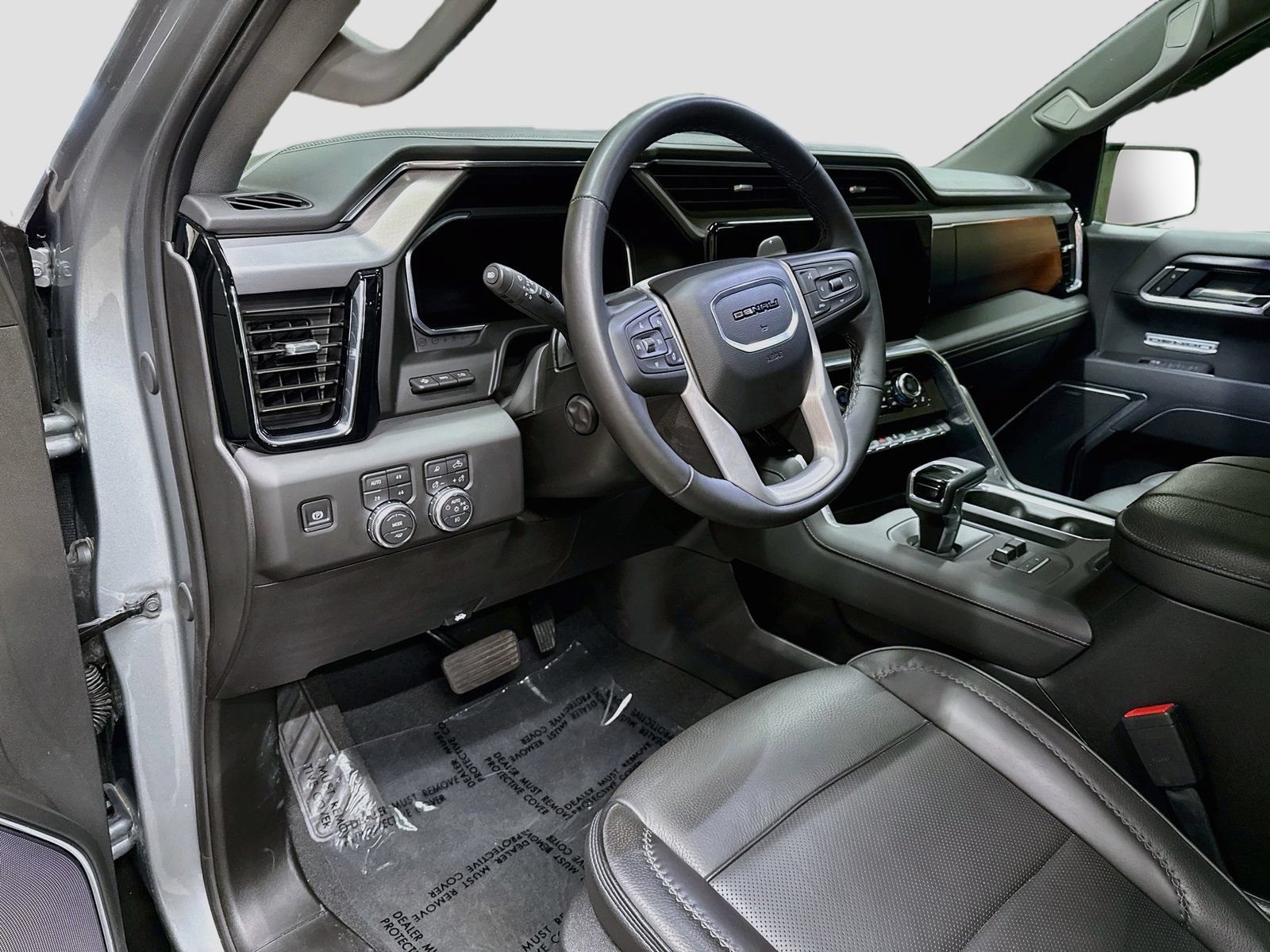 Used 2026 GMC Sierra 1500 Denali w/ Denali Reserve Package AWD/4WD image 11