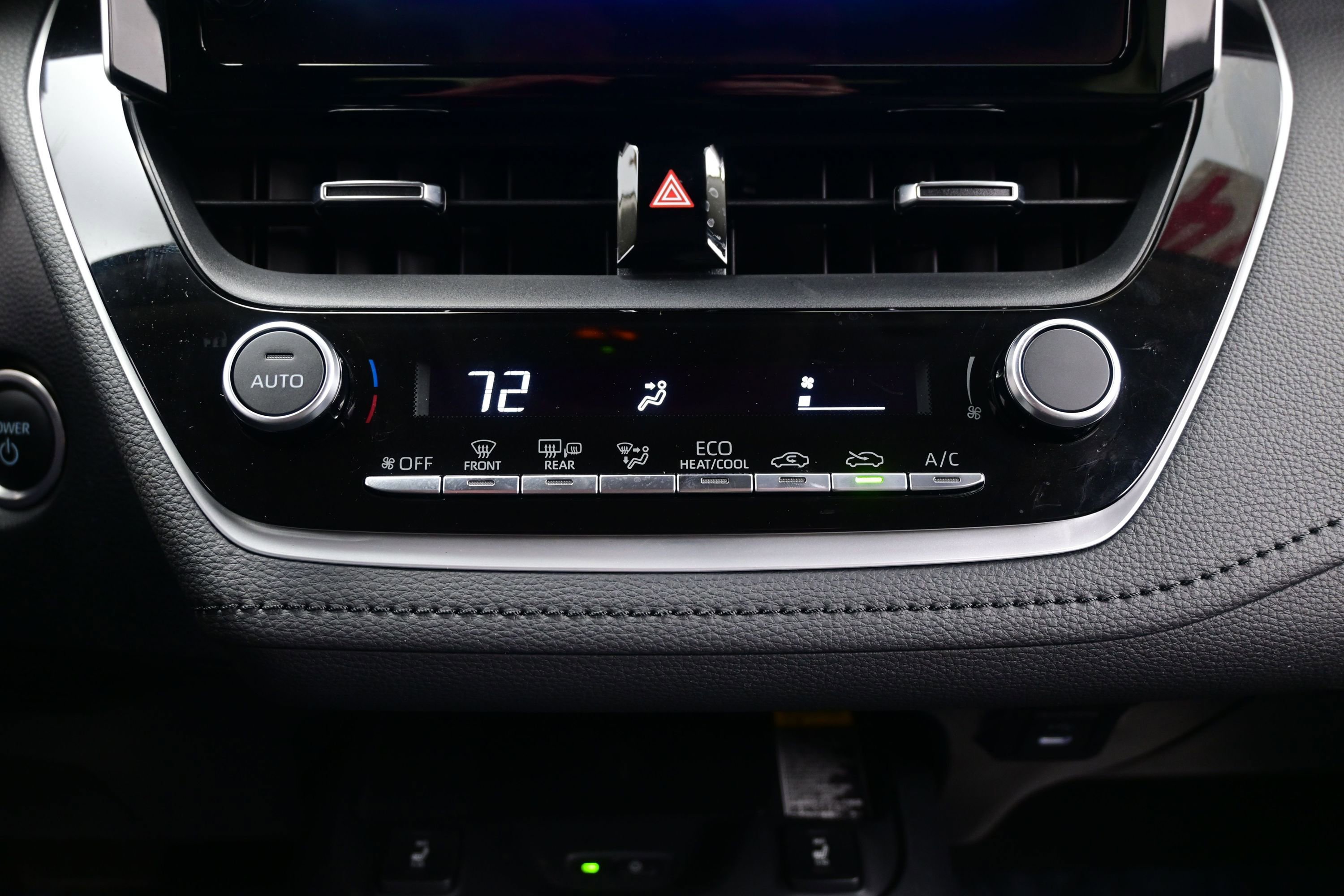 Used 2024 Toyota Corolla XLE FWD image 20
