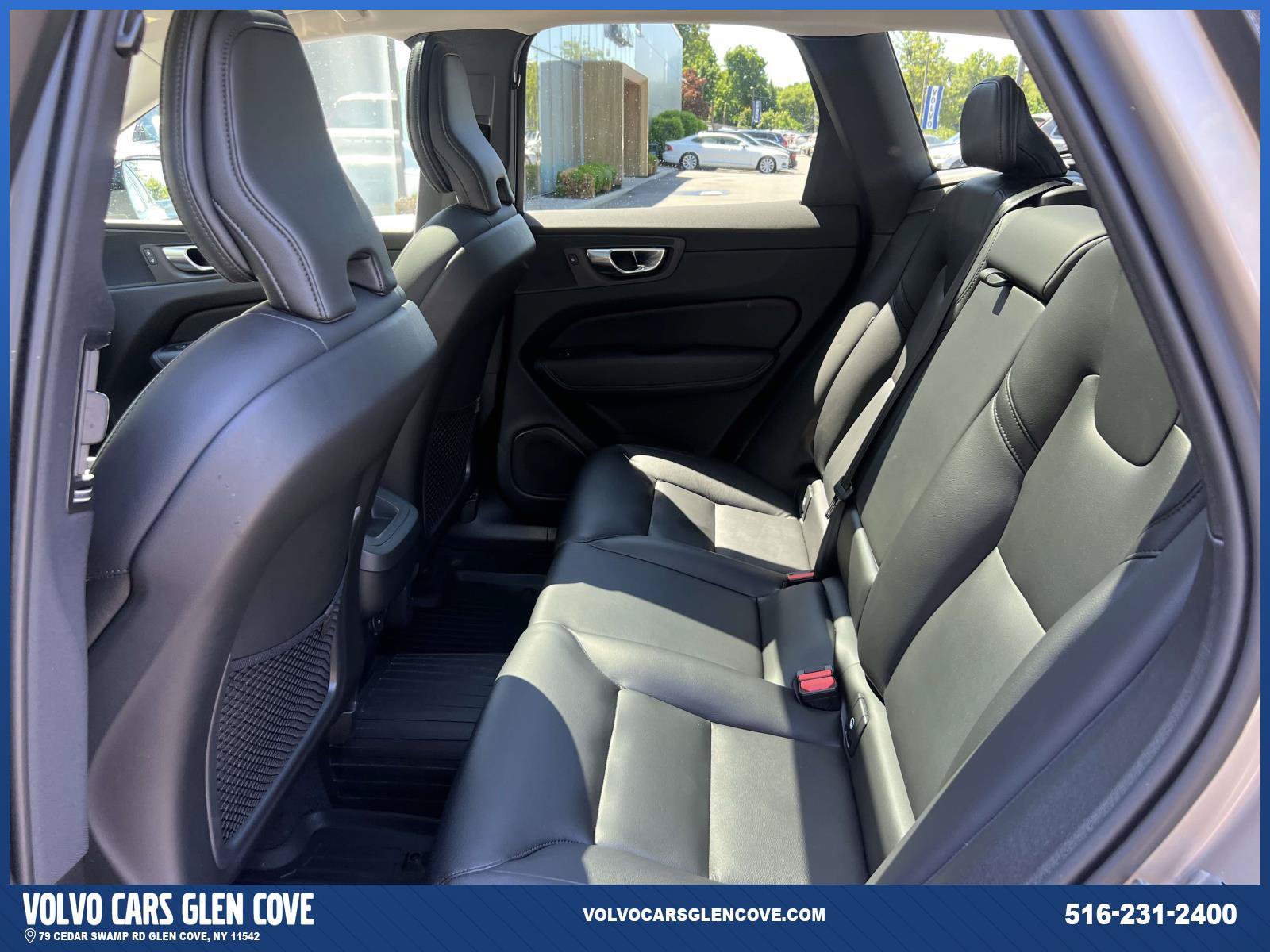 Used 2024 Volvo XC60 B5 Core w/ Protection Package Premier AWD/4WD image 10