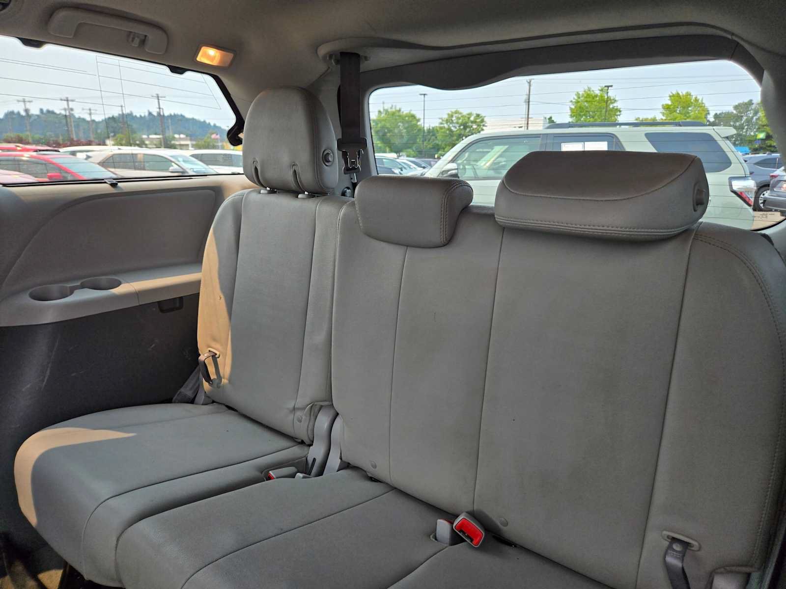 Used 2016 Toyota Sienna XLE Premium AWD/4WD image 17