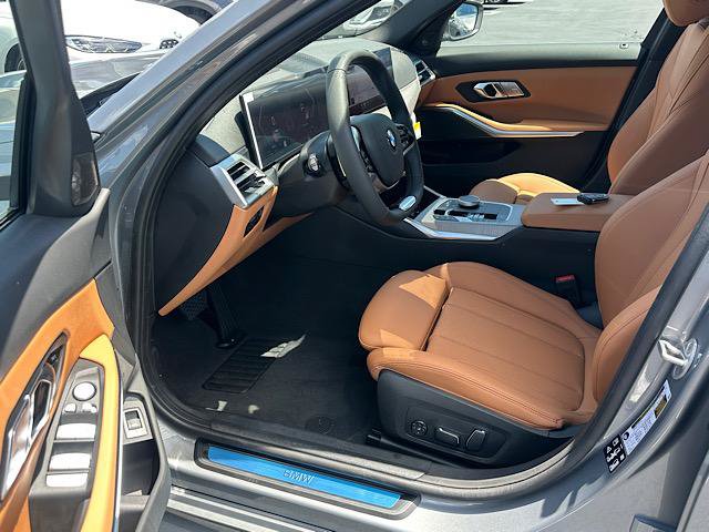 New 2026 BMW 330i xDrive Sedan w/ Premium Package AWD/4WD image 4
