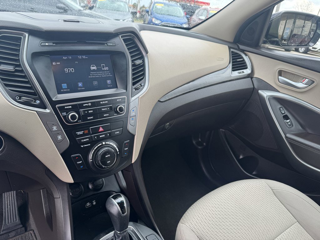 Used 2018 Hyundai Santa Fe Sport w/ 2.4L Value Package 02 image 25