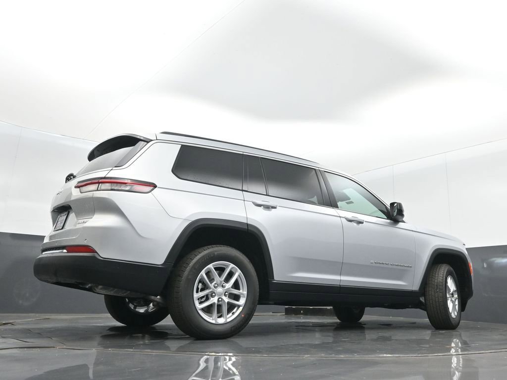 New 2026 Jeep Grand Cherokee L Laredo AWD/4WD image 35