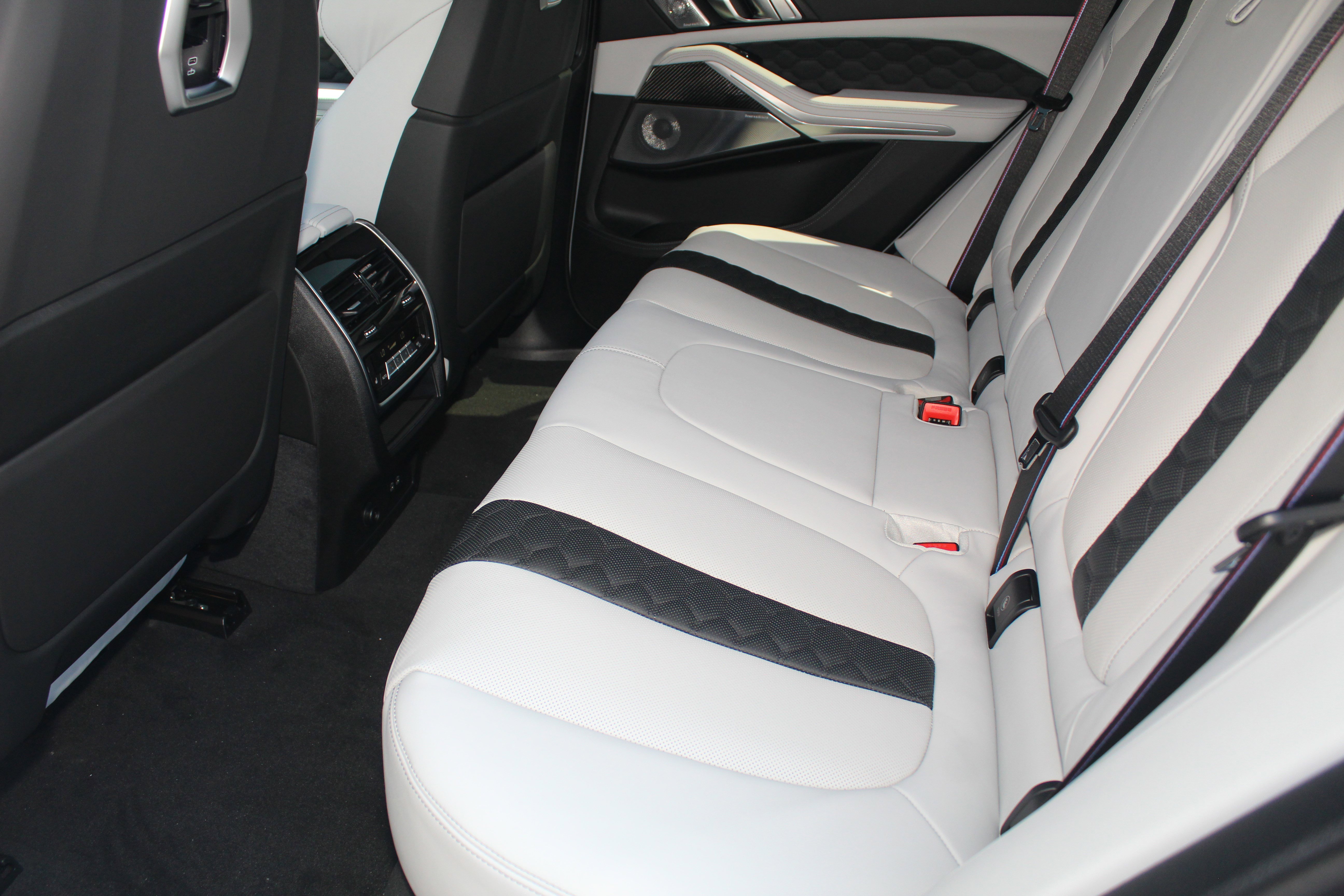 New 2026 BMW X5 M Competition w/ Executive Package image 22