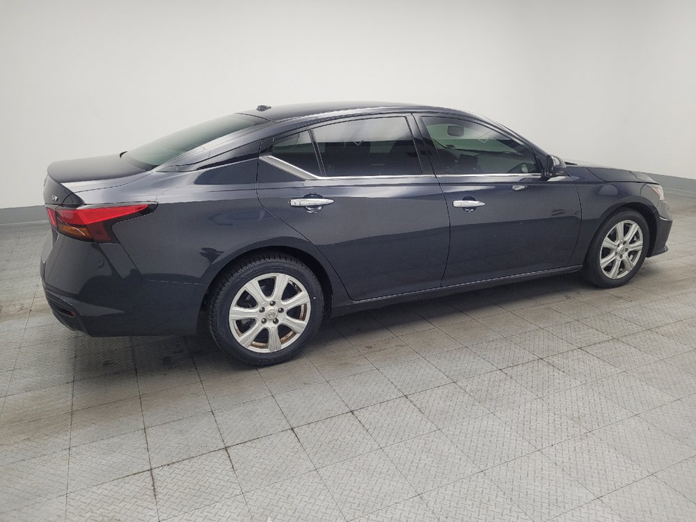 Used 2019 Nissan Altima 2.5 SV FWD image 10
