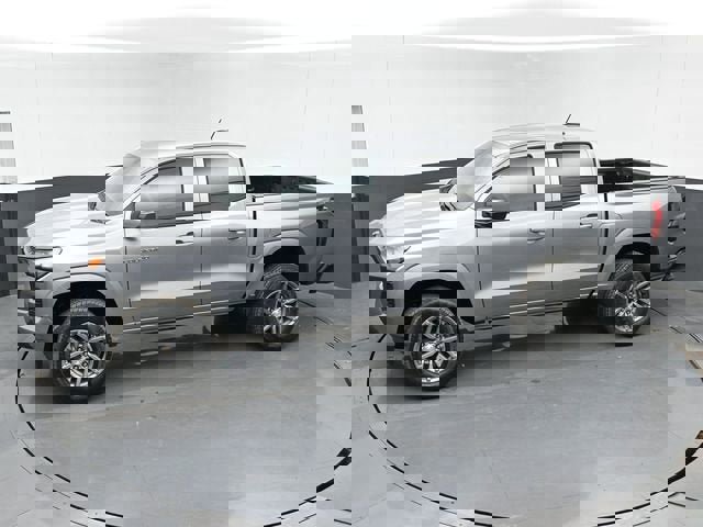 New 2026 Chevrolet Colorado LT image 36