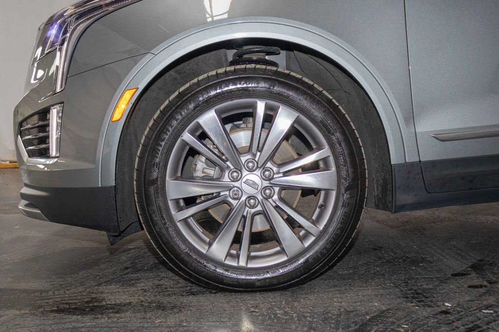 Used 2023 Cadillac XT5 Premium Luxury image 8