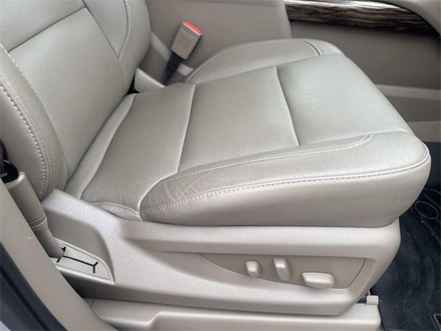 Used 2019 GMC Yukon XL SLT w/ Open Road Package image 16