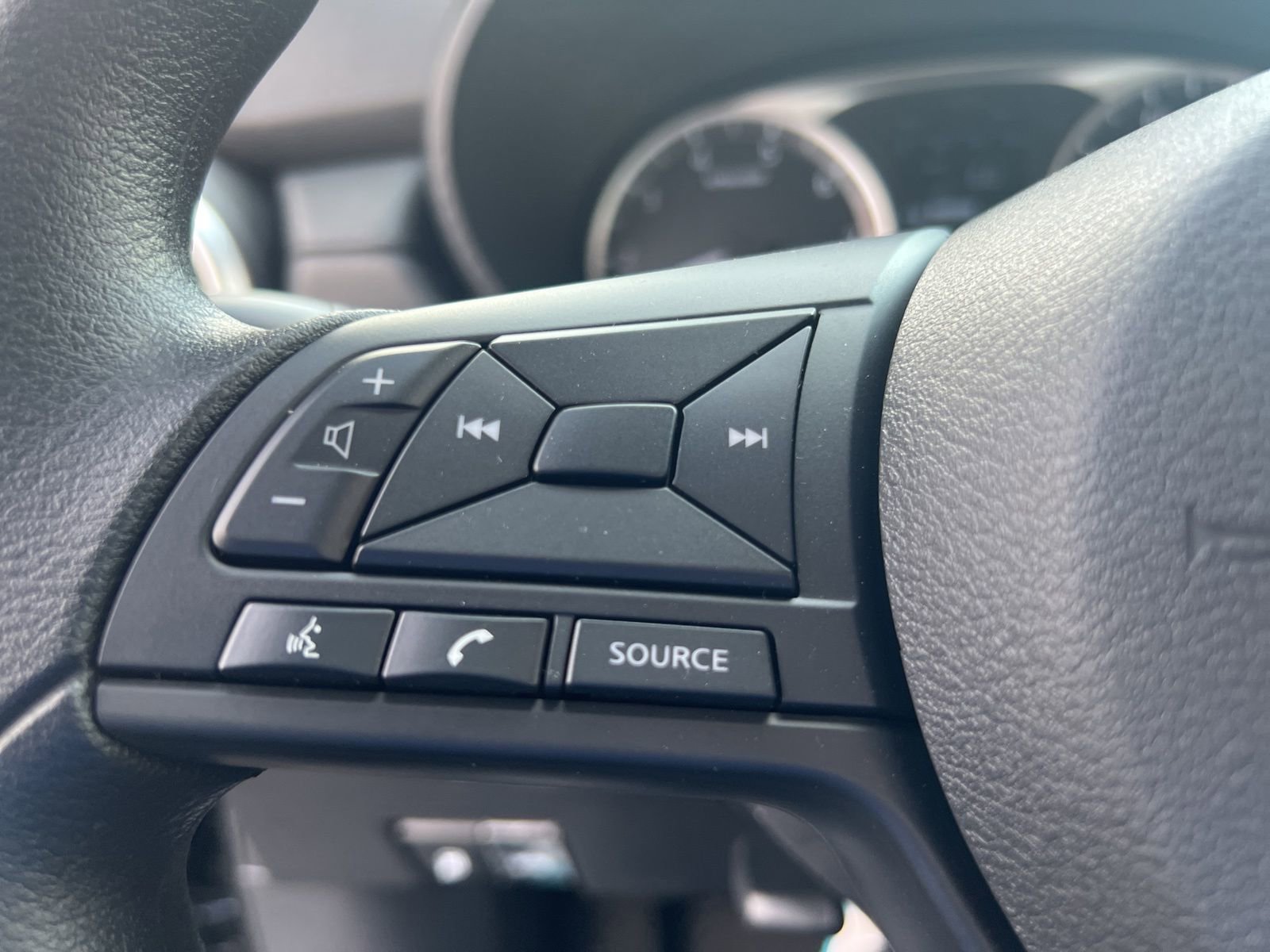 New 2025 Nissan Versa S image 29