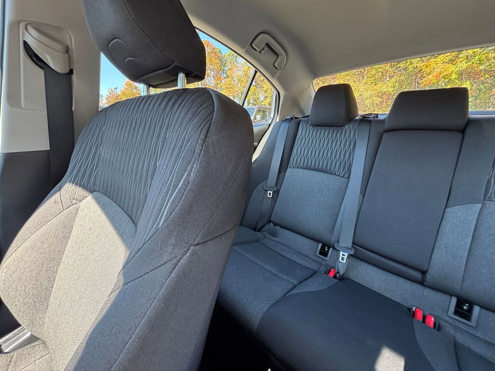 Used 2025 Toyota Camry LE image 39