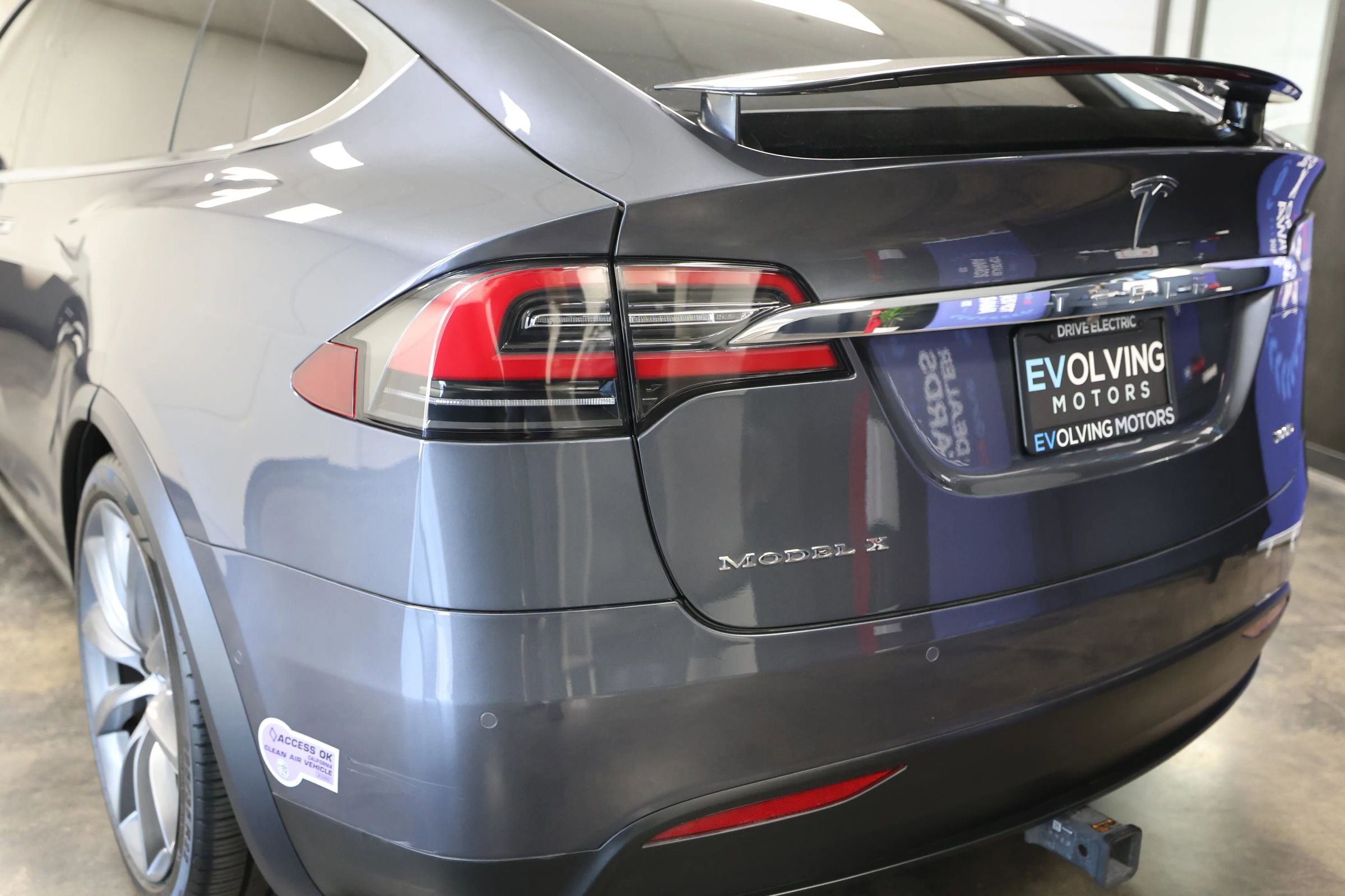 Used 2018 Tesla Model X 100D image 16