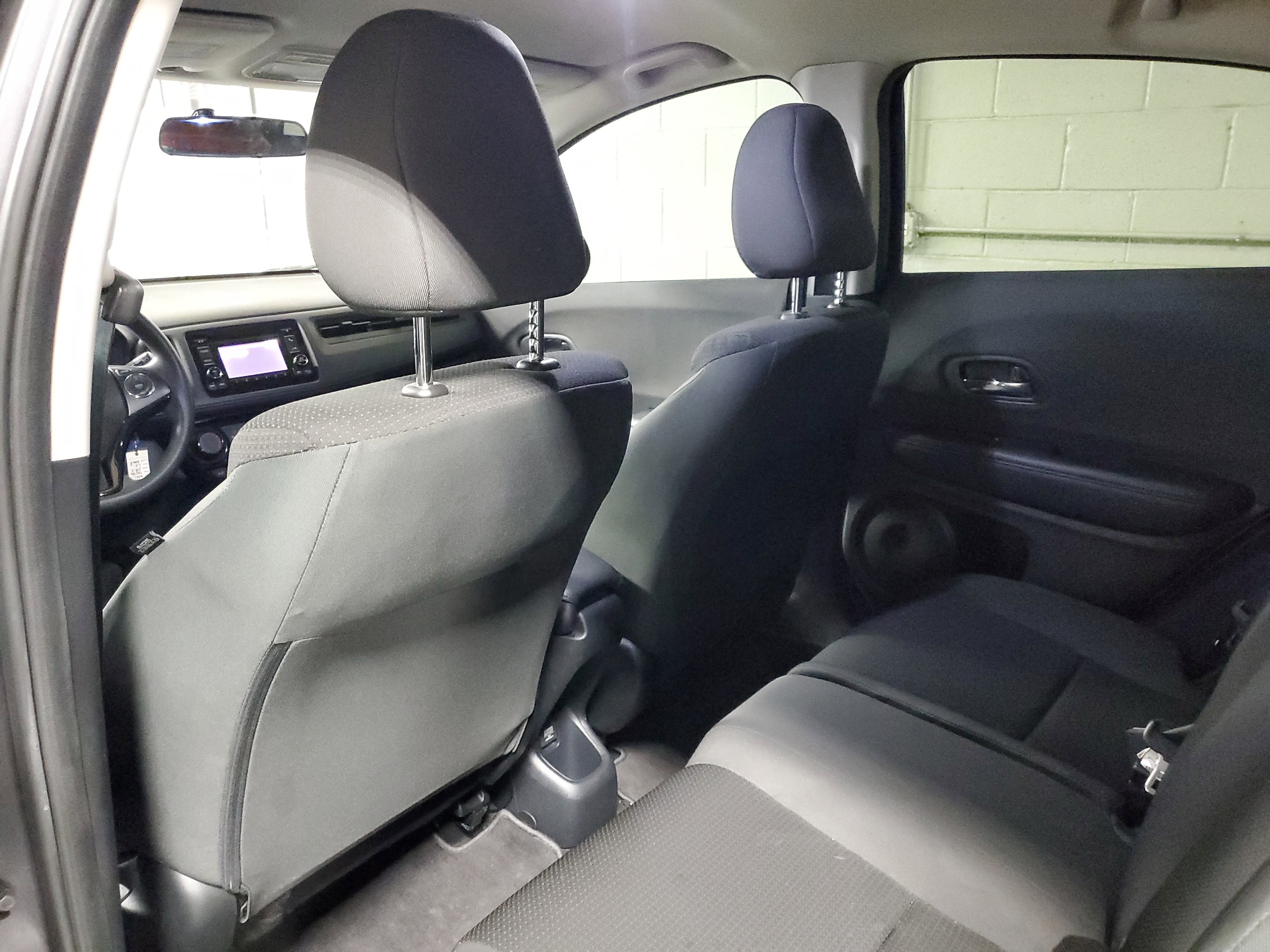 Used 2021 Honda HR-V LX image 10