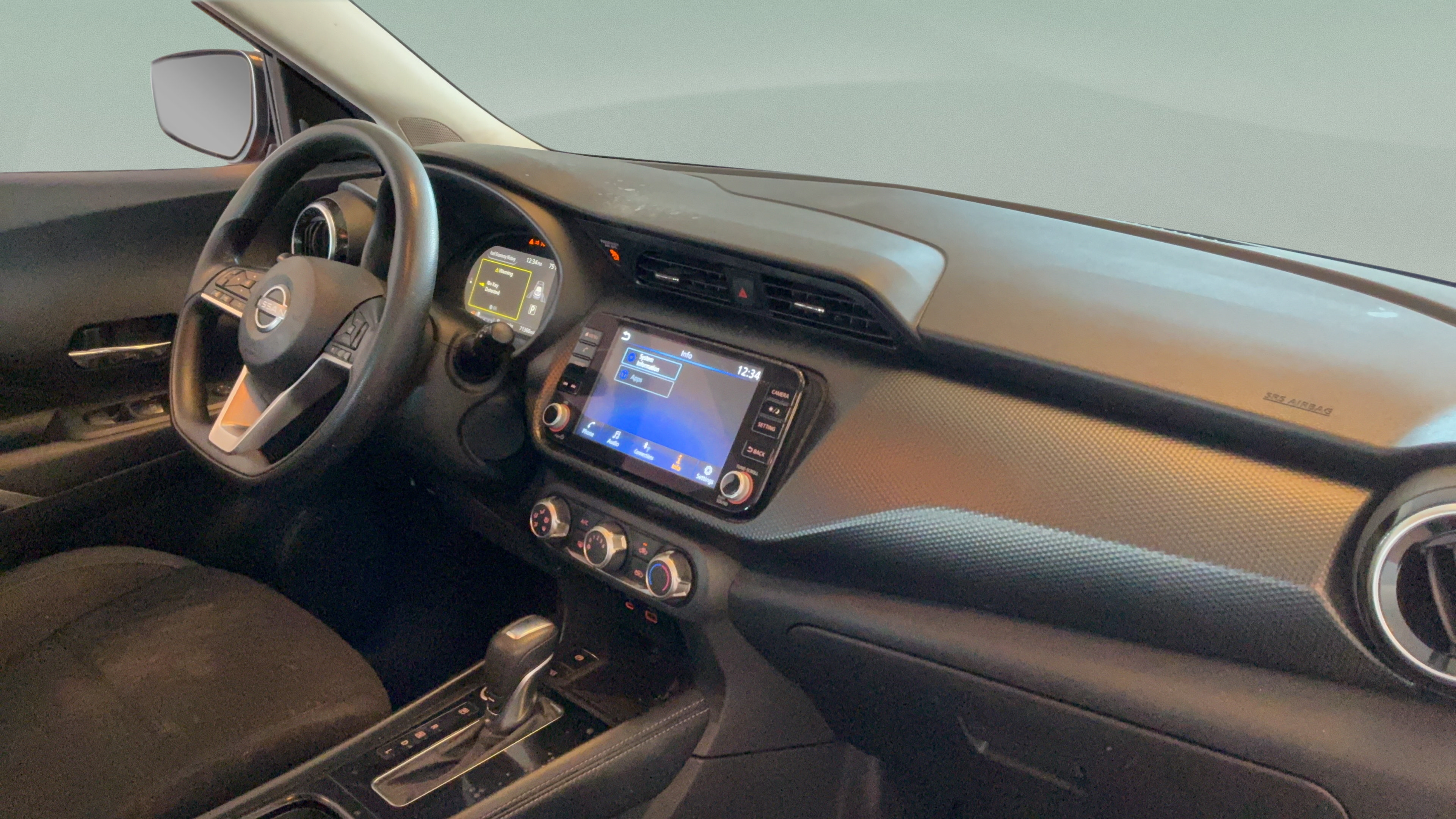 Used 2023 Nissan Kicks SV FWD image 34
