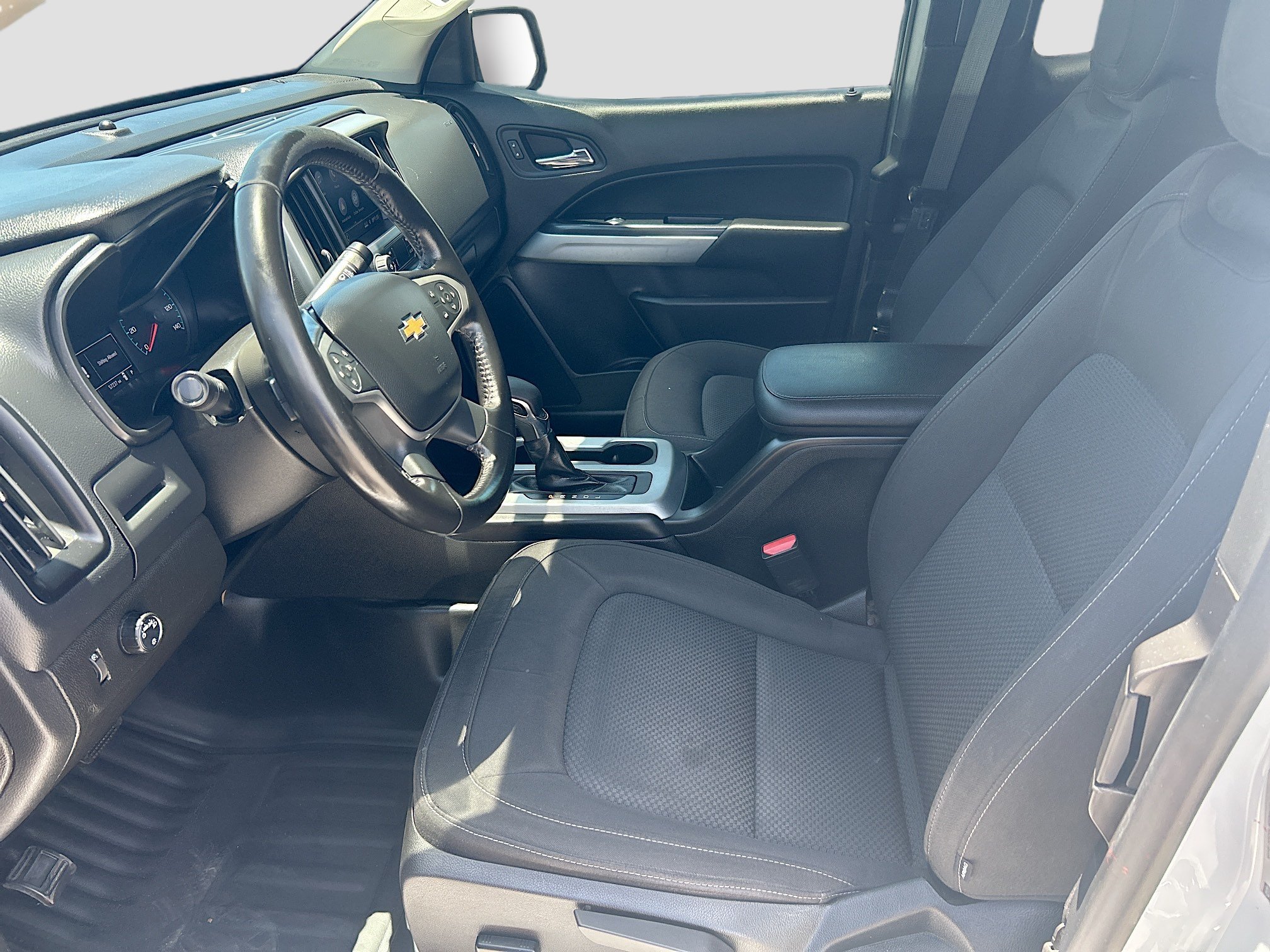 Used 2022 Chevrolet Colorado LT w/ Fleet Safety Package RWD image 21