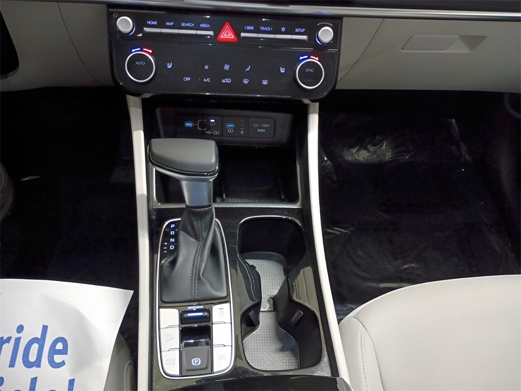 Certified 2025 Hyundai Tucson SEL image 18