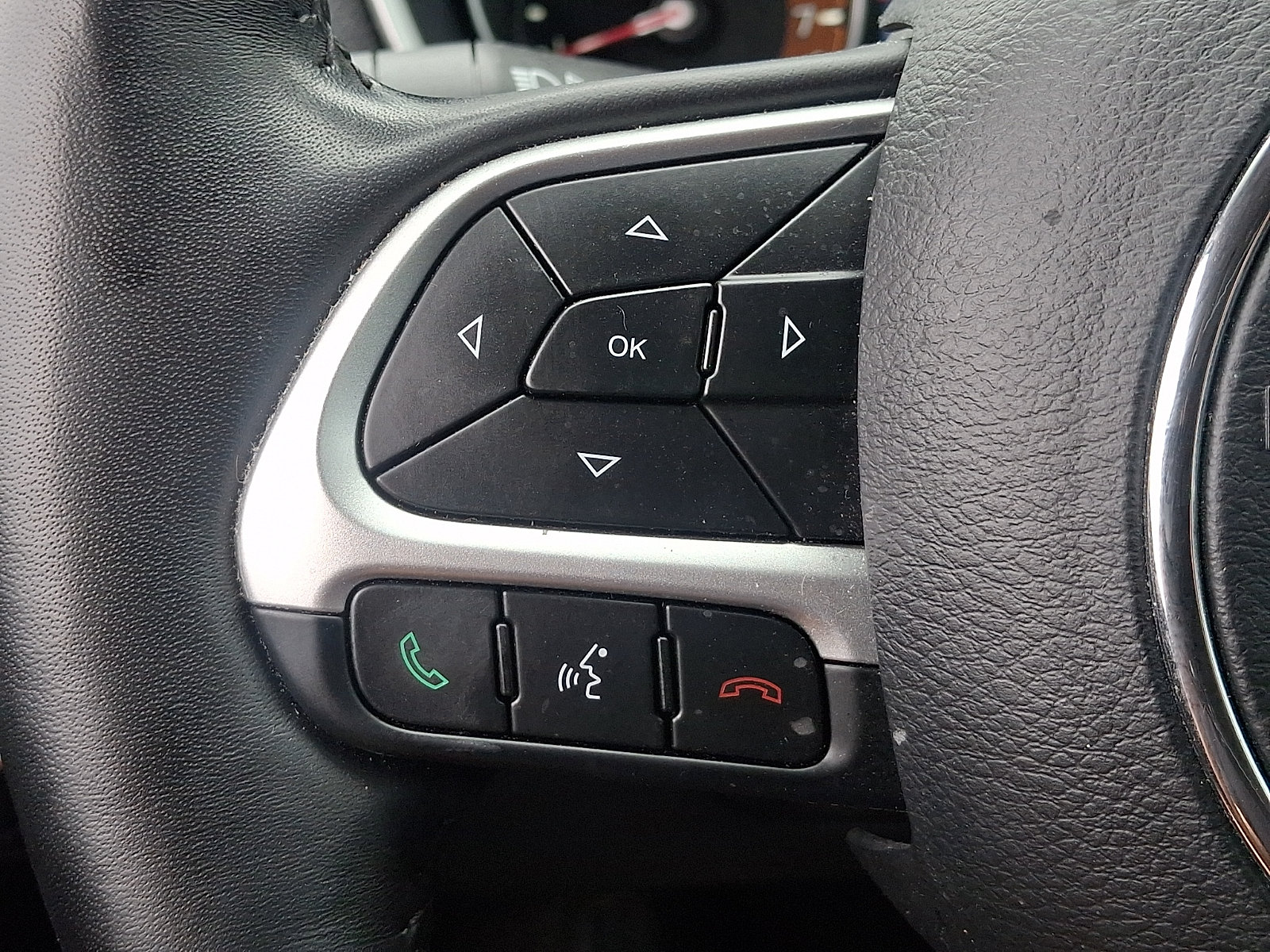 Used 2021 Jeep Compass Latitude AWD/4WD image 20