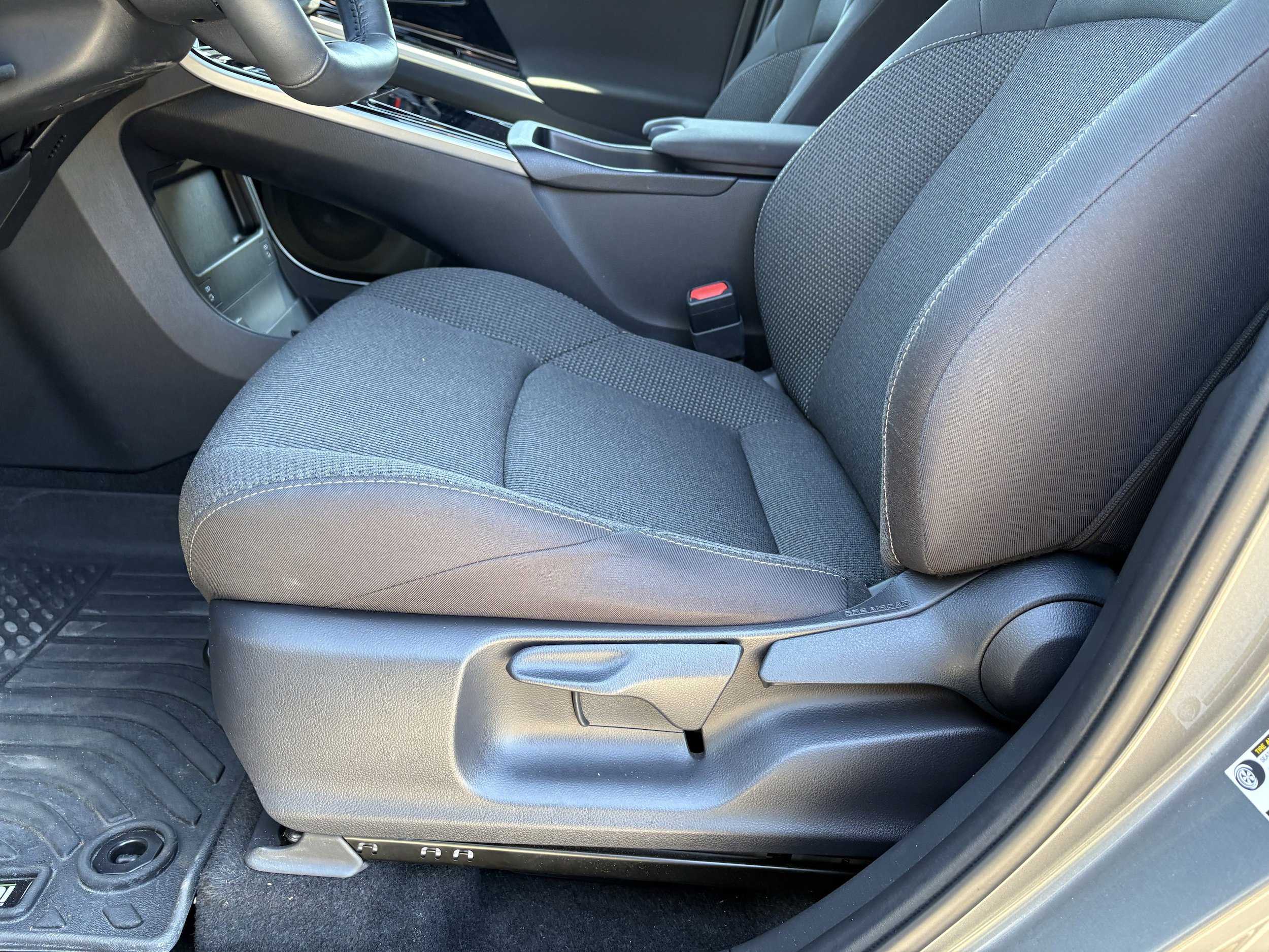 Certified 2024 Subaru Solterra Premium image 29