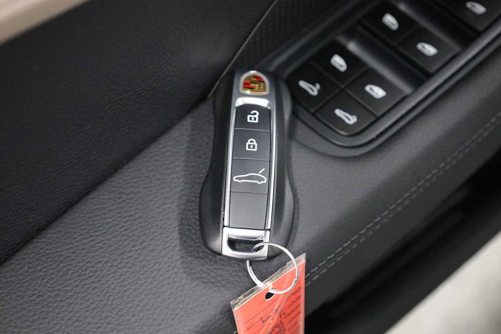 New 2025 Porsche Panamera 4 image 49