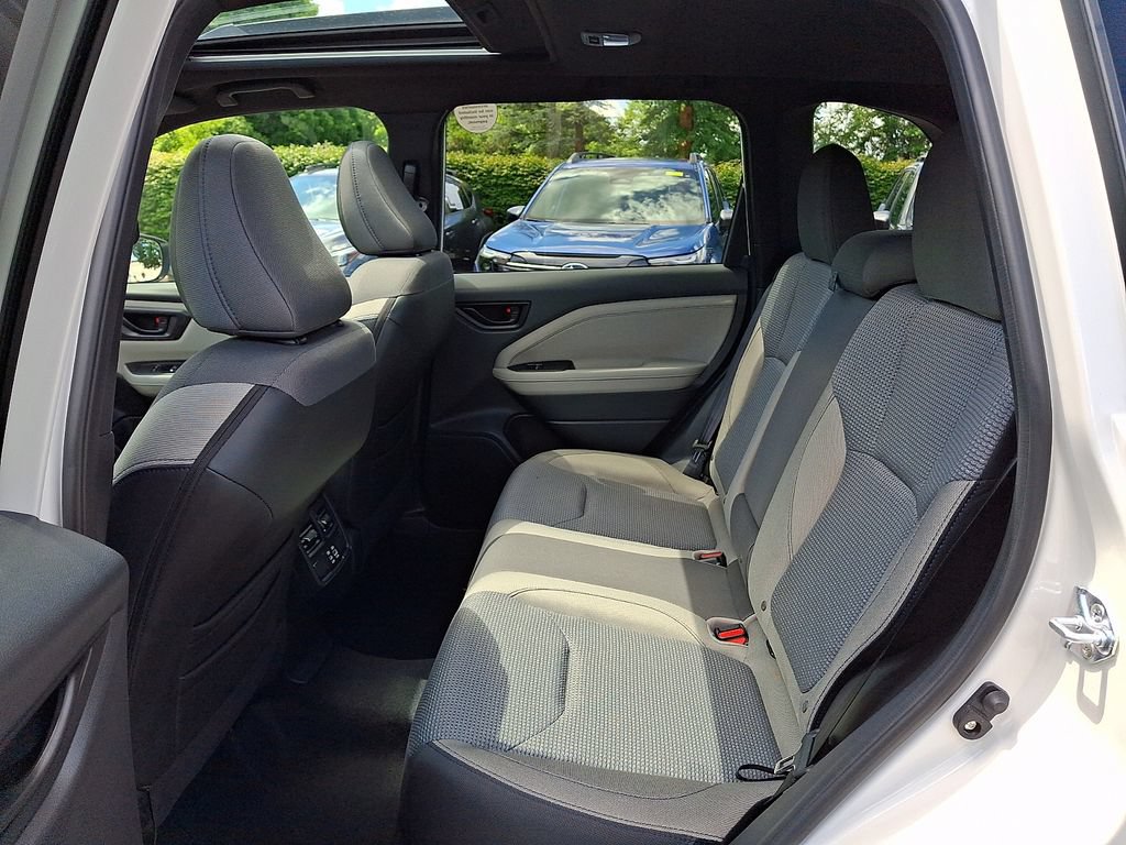 Certified 2025 Subaru Forester Premium AWD/4WD image 10