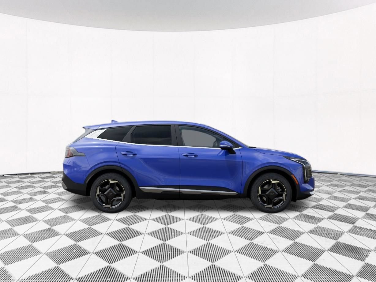 New 2026 Kia Sportage EX FWD image 9