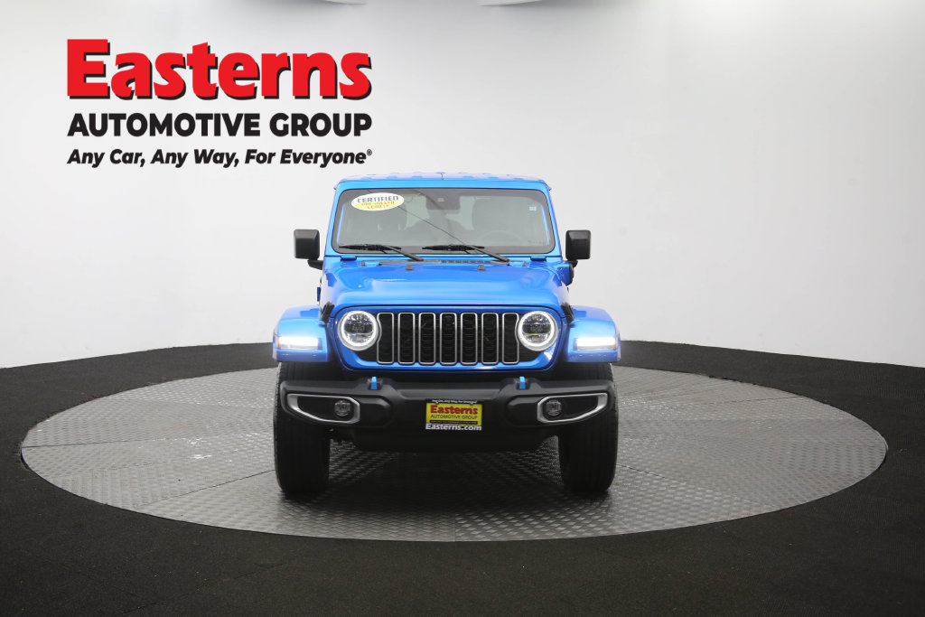 Used 2024 Jeep Wrangler Unlimited Sahara w/ Technology Group AWD/4WD image 54