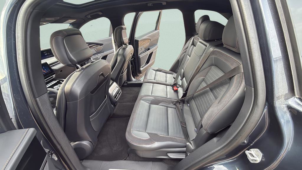 Used 2024 Lincoln Nautilus Reserve w/ Equipment Group 202A image 40