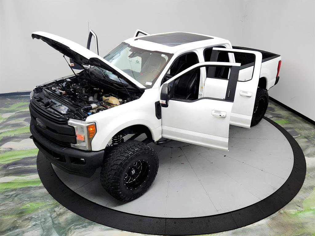 Used 2017 Ford F250 Lariat w/ Lariat Ultimate Package AWD/4WD image 35