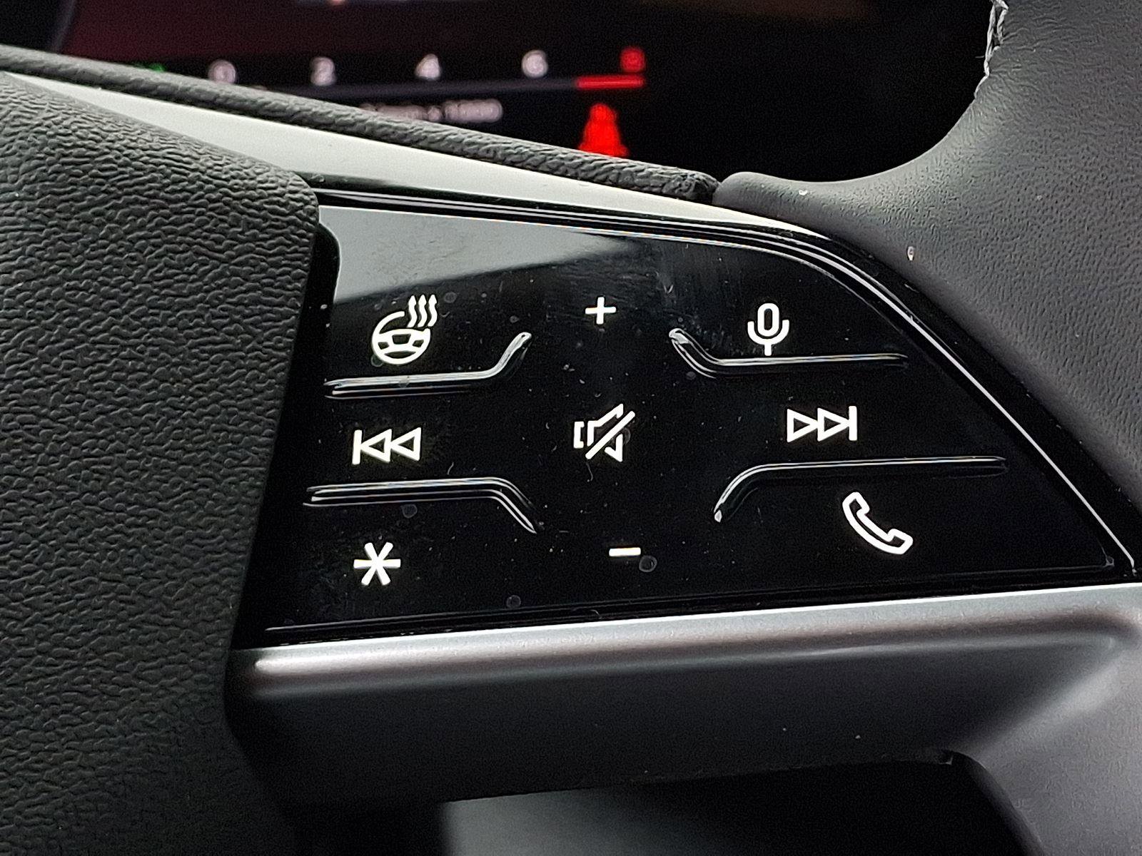 Used 2025 Audi Q5 Premium Plus w/ Premium Plus AWD/4WD image 23