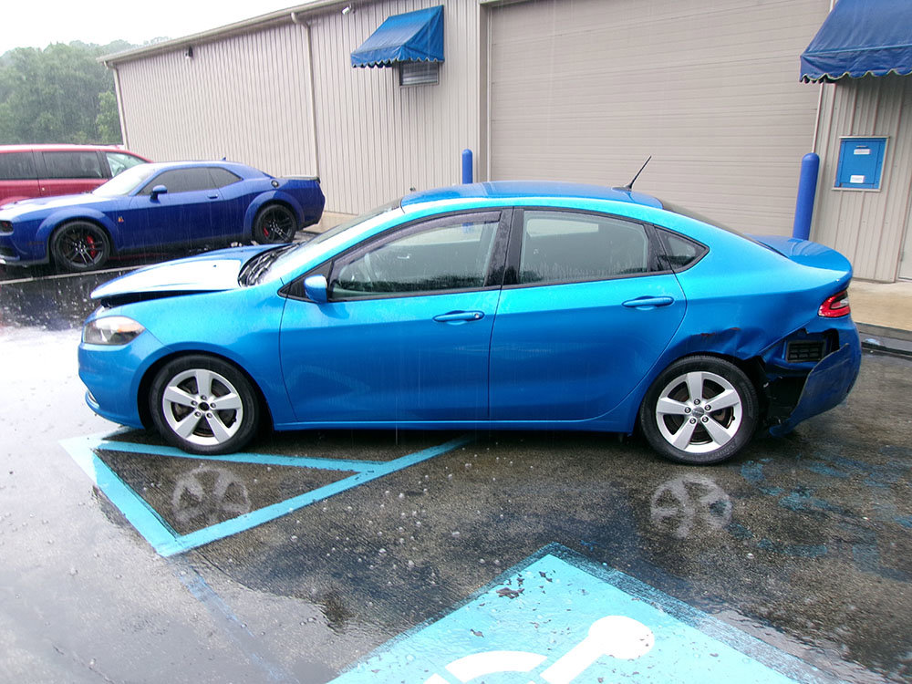 Used 2016 Dodge Dart SXT image 3