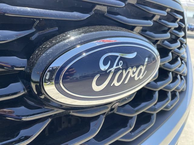 Used 2023 Ford Explorer ST-Line w/ Class IV Trailer Tow Package AWD/4WD image 32