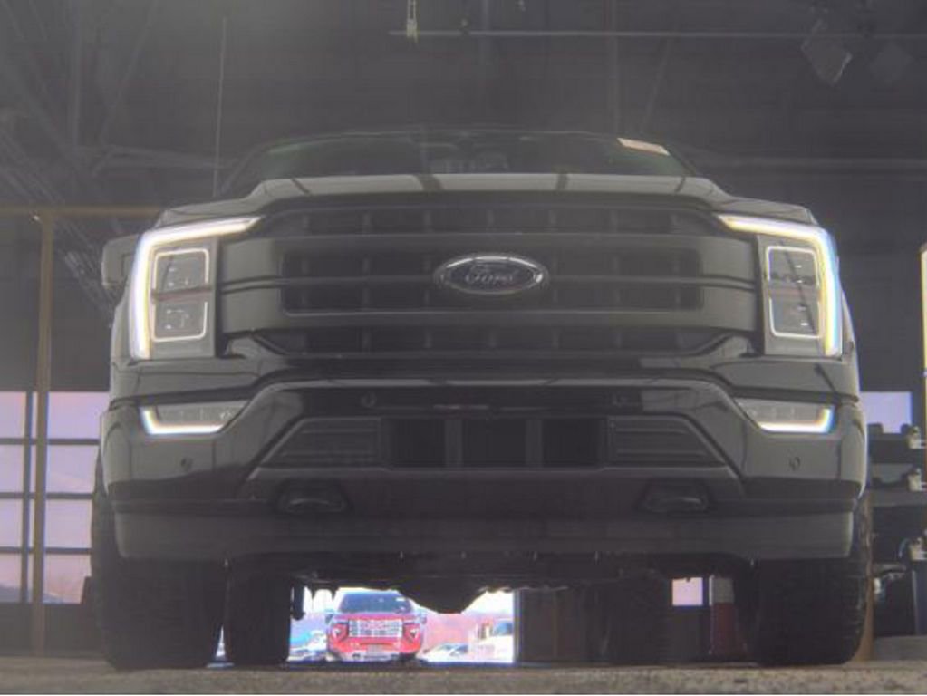 Used 2023 Ford F150 Lariat w/ Equipment Group 502A High image 4