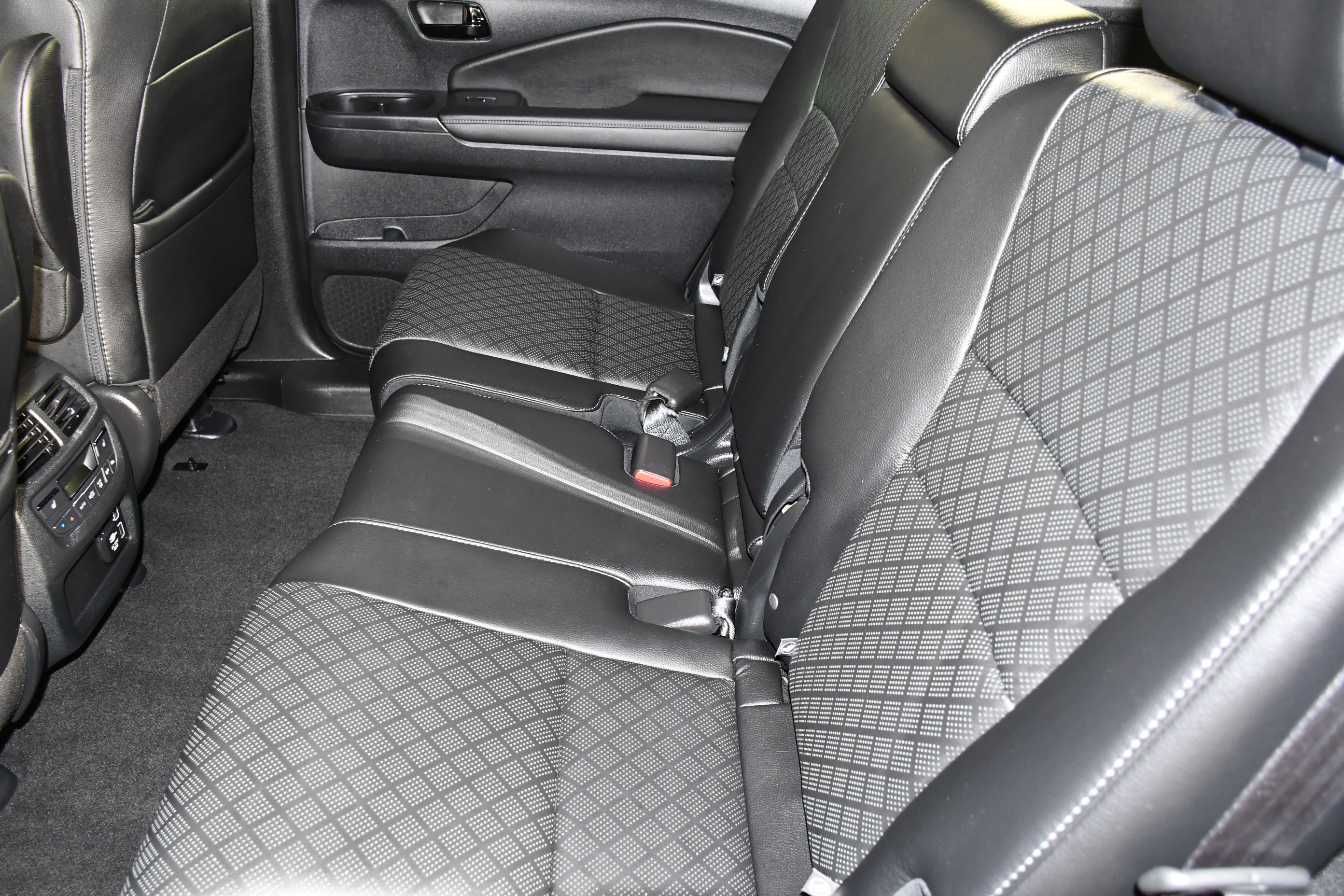 Certified 2023 Honda Passport Elite image 49