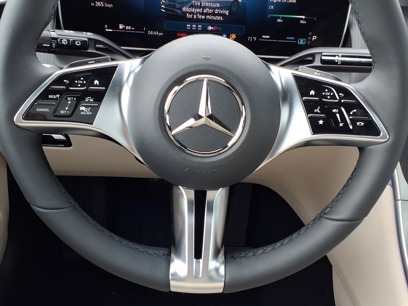 New 2026 Mercedes-Benz GLC 300 image 25