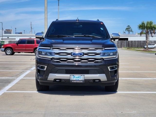 Used 2024 Ford Expedition Platinum image 2