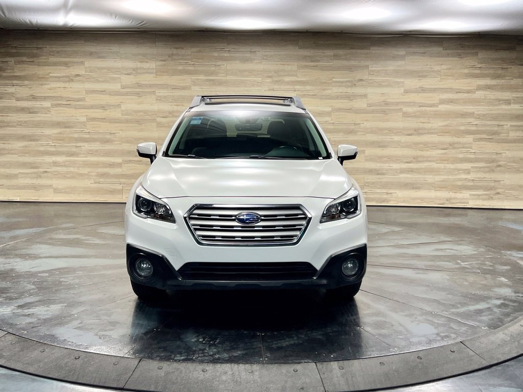 Used 2017 Subaru Outback 2.5i Limited AWD/4WD image 9
