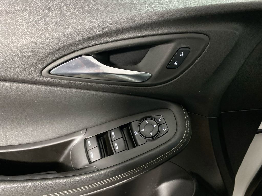 Certified 2023 Buick Encore GX Select image 13