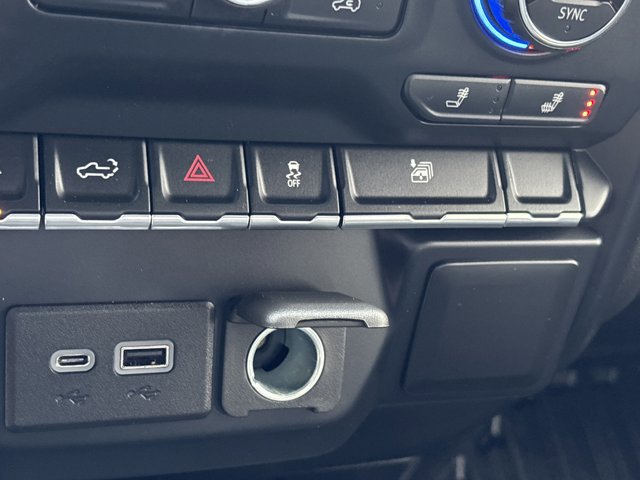 Used 2020 Chevrolet Silverado 2500 LT w/ Convenience Package image 33