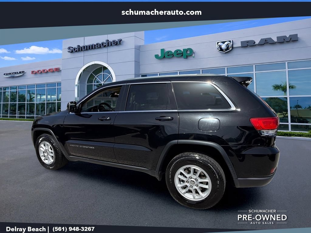 Used 2019 Jeep Grand Cherokee Laredo AWD/4WD image 5