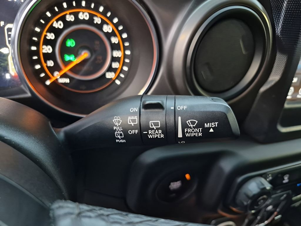 Used 2018 Jeep Wrangler Unlimited Sport S image 31